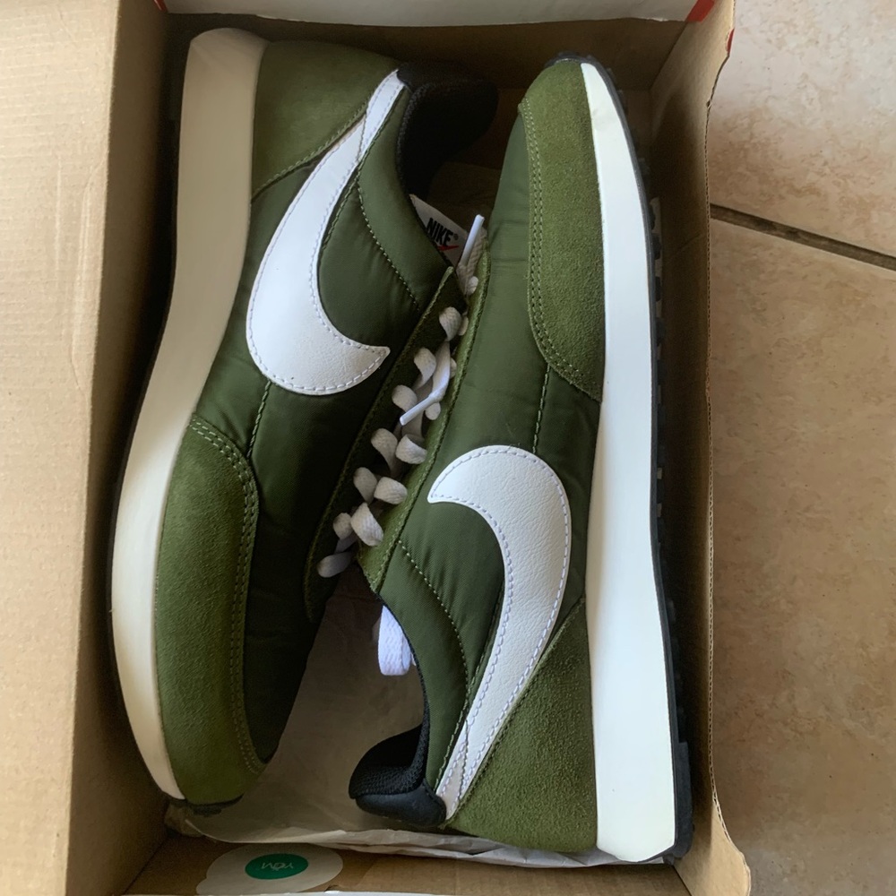 NIKE AIR TAILWIND 79 MENS 9.5